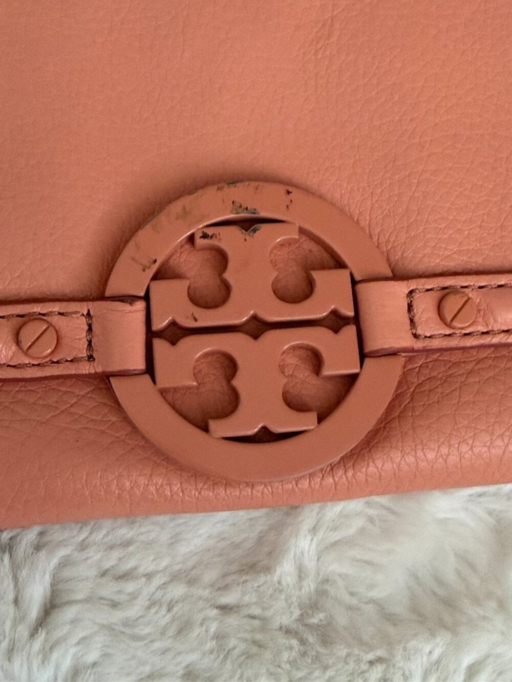 Tory Burch Amanda Envelope Continental Salmon Pink Leather Wallet - Picture 2 of 14